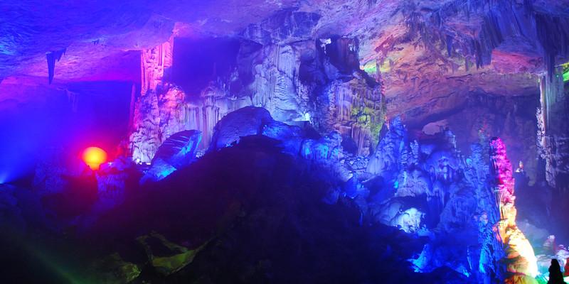 攀登高峰